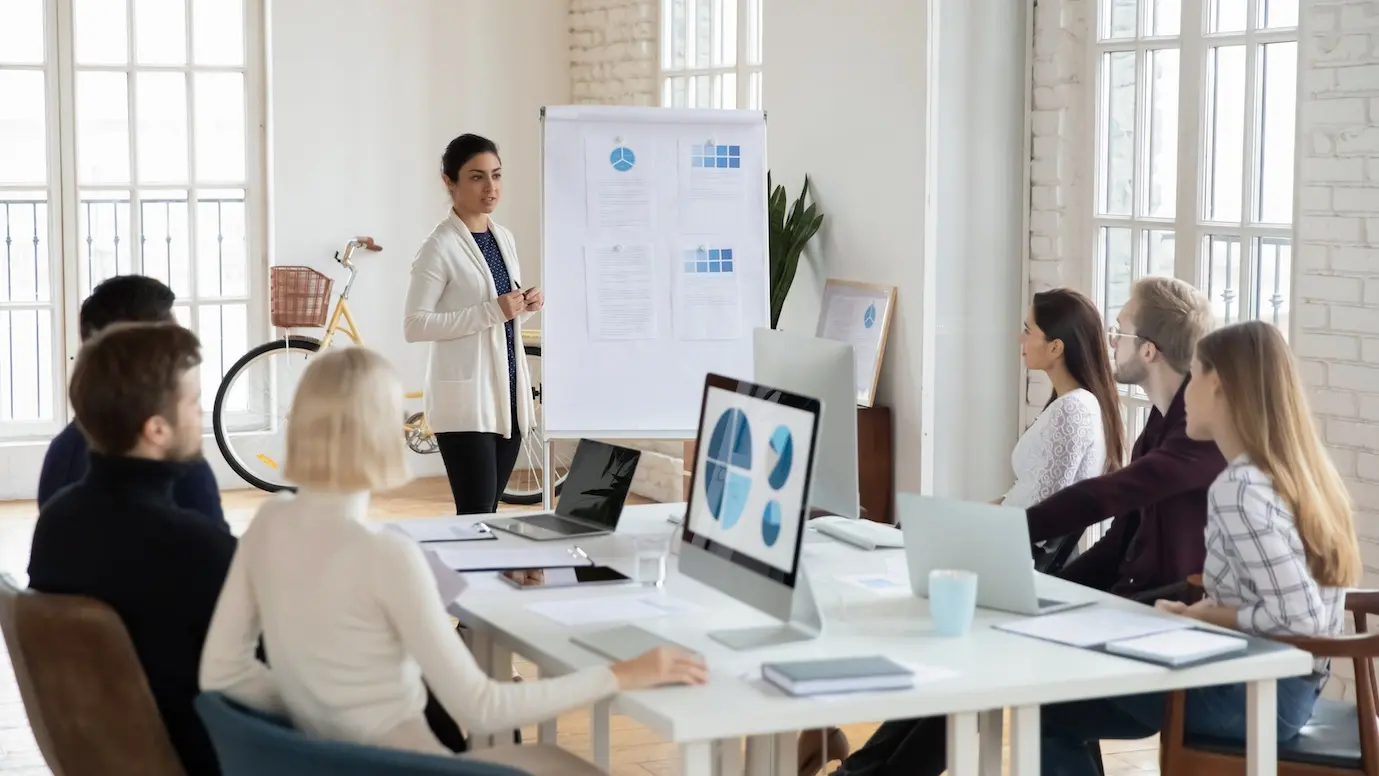 Bizop Tips to Buy a Small Business With Low Risk