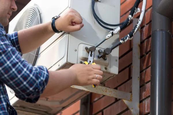 AC Repair Peoria Specialists Providing Honest and Dependable Service