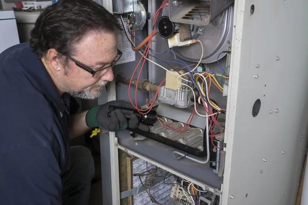 Professional Heating and Cooling Services by Airmax