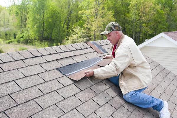 Why Hiring Experienced Roofing Near Me Professionals Matters