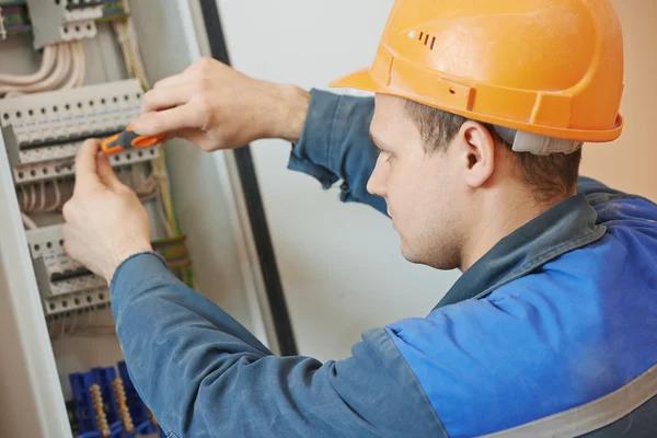 Dependable Electrician Tulsa Services for Electrical Repairs